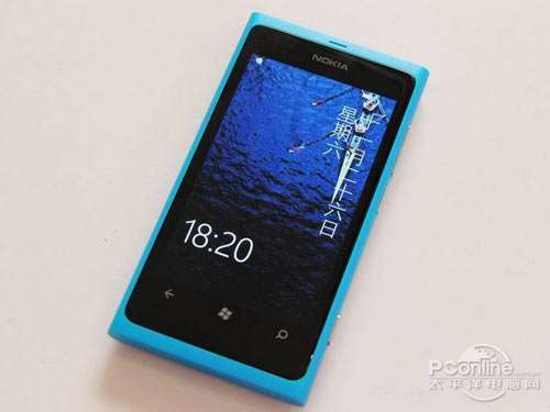 可升级WP7.8 诺基亚Lumia 800报1500元